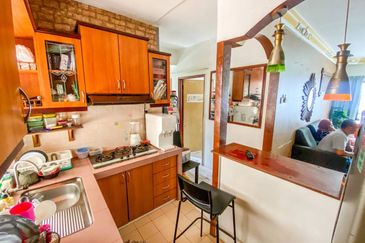 Residensi Warnasari 3