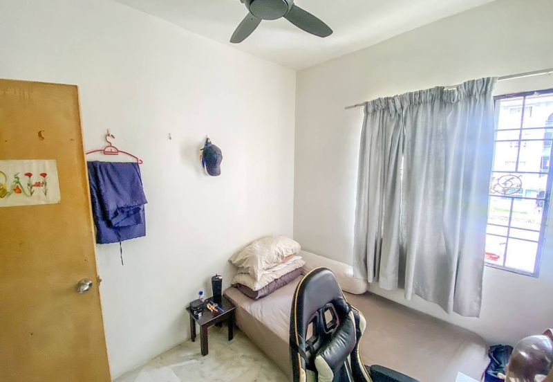 Residensi Warnasari 3