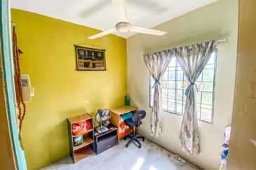 Residensi Warnasari 3