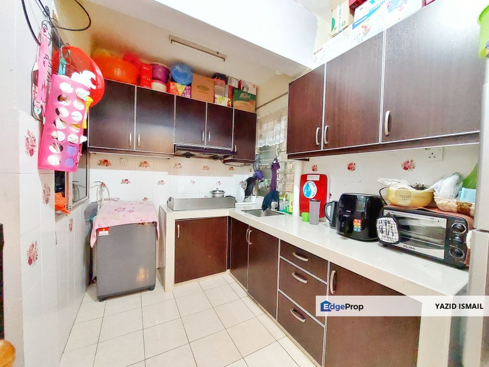 LAKEVIEW APARTMENT, BATU CAVES, SELAYANG, Selangor, Selayang