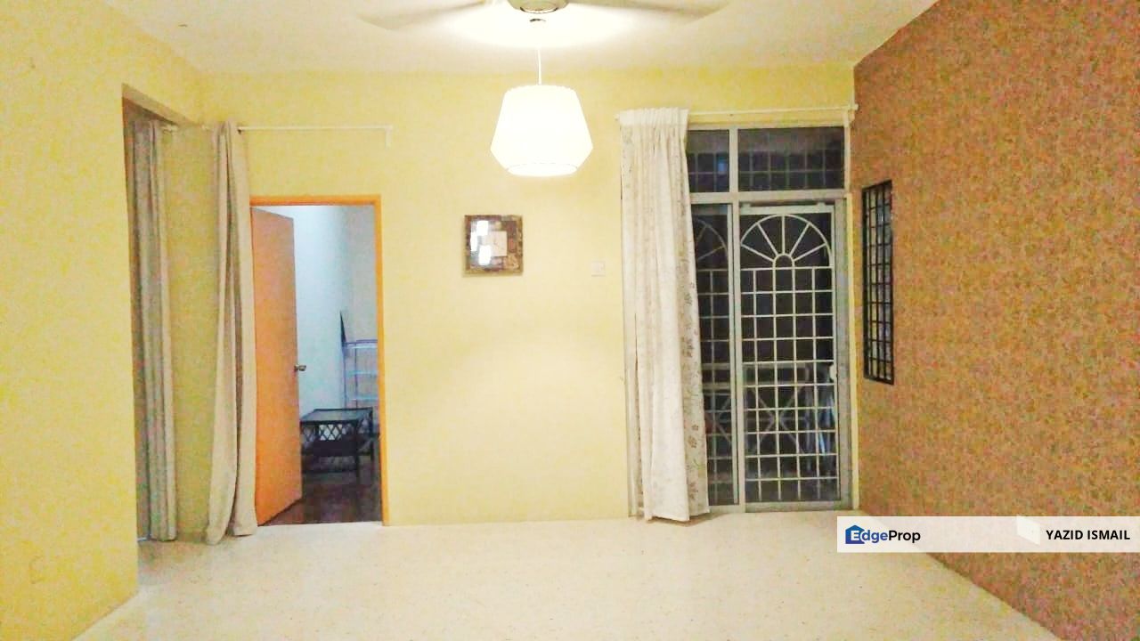 Sri Wira Apartment, Ukay Perdana, Ampang Jaya, Selangor, Ampang