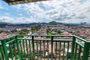 Pangsapuri Saujana Gombak