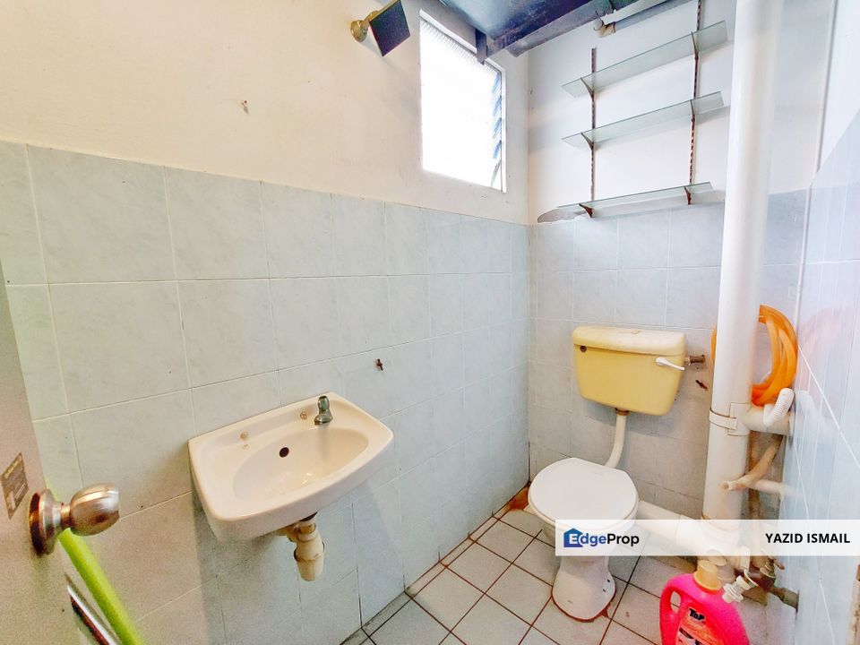 DESA PUTRA APARTMENT, BATU CAVES, SELANGOR, Selangor, Batu Caves 