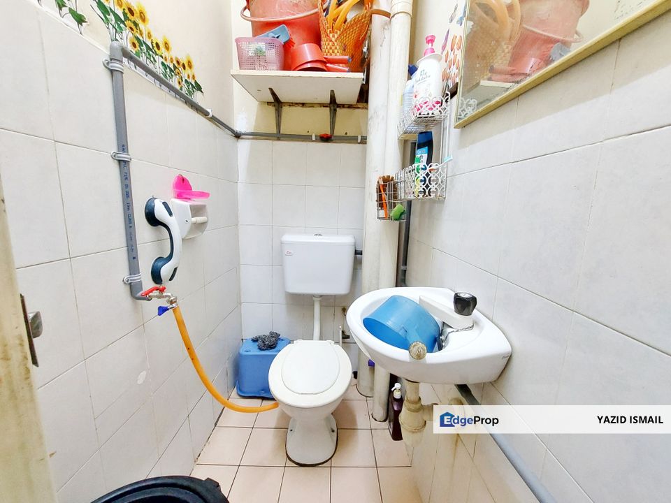 JELUTONG APARTMENT, SELAYANG HEIGHT, Selangor, Batu Caves 