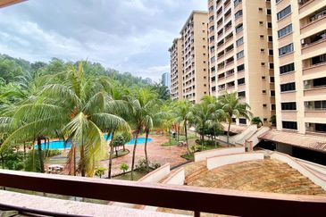 Putra Villa Kondominium