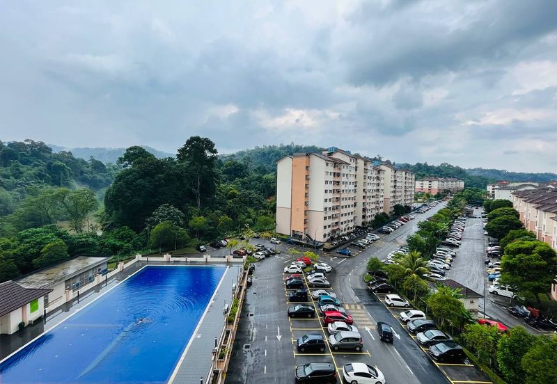 Sri Hijauan, Ukay Perdana