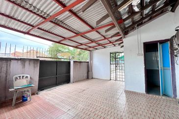 Single Storey Bungalow, Taman Bandar Rinching,