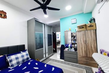 Jalan Semarak, Bukit Beruntung