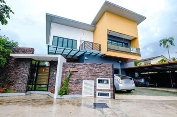 Taman Sri Hijau ( New Green Park )