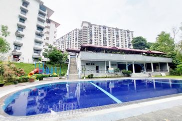 Desa View Towers Apartment
