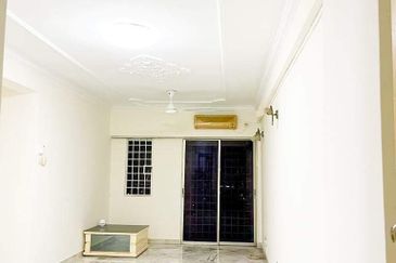 Menara Jade (Jade Tower), Taman Bukit Indah