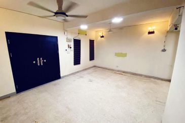 Double Storey Terrace, Taman Seraya, Ampang