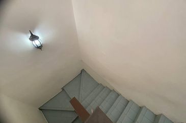 Double Storey Terrace, Taman Seraya, Ampang