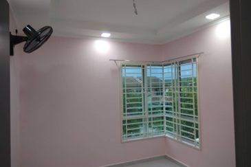 Residensi Laguna Biru 2