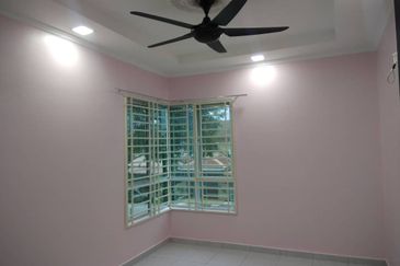 Residensi Laguna Biru 2