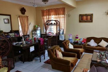 Taman Seroja, Bandar Baru Salak Tinggi