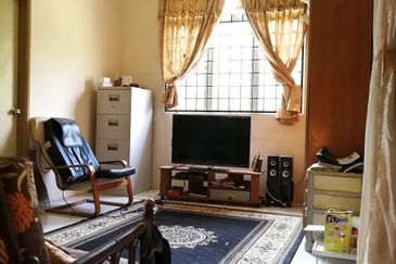 Taman Seroja, Bandar Baru Salak Tinggi