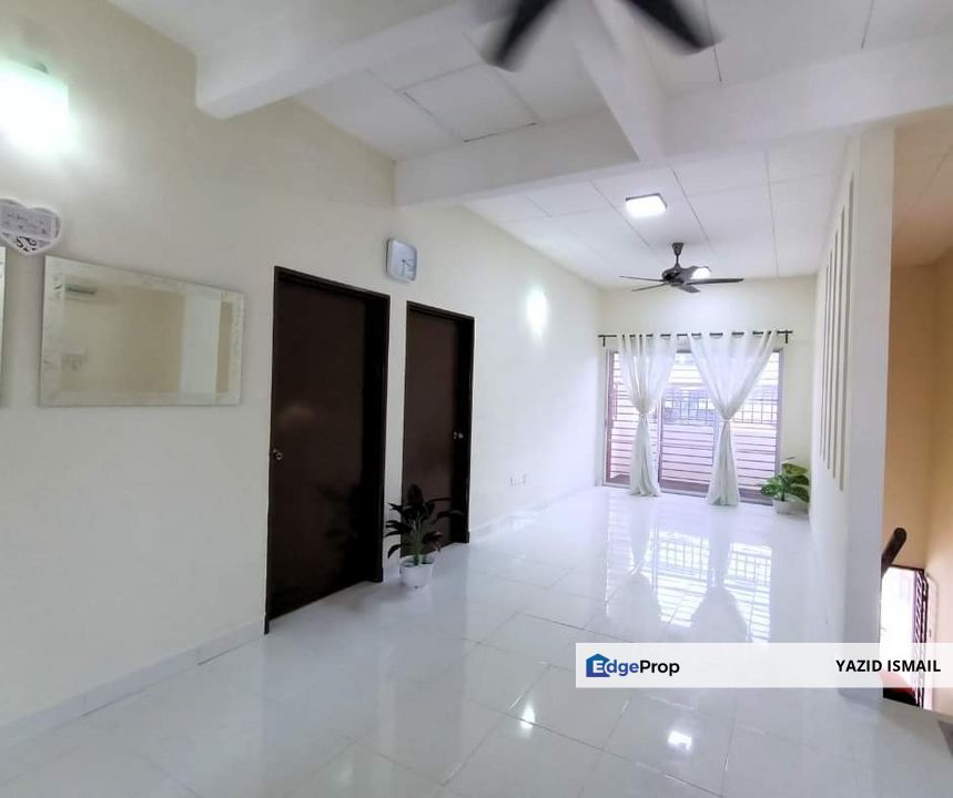 Townhouse Taman Seri Alam, Saujana Utama, Selangor, Sungai Buloh