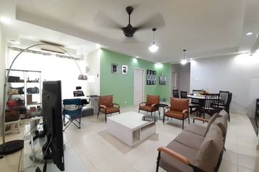 Villa Park Condominium