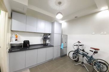 Villa Park Condominium