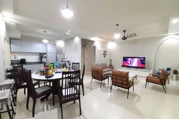 Villa Park Condominium