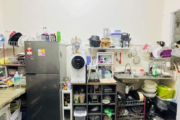 Residensi Bistaria, Ukay Bistari