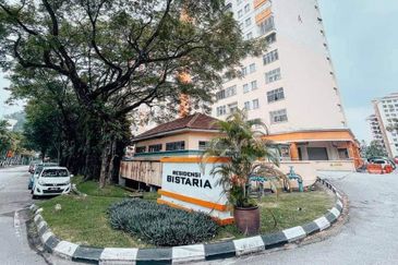 Residensi Bistaria, Ukay Bistari