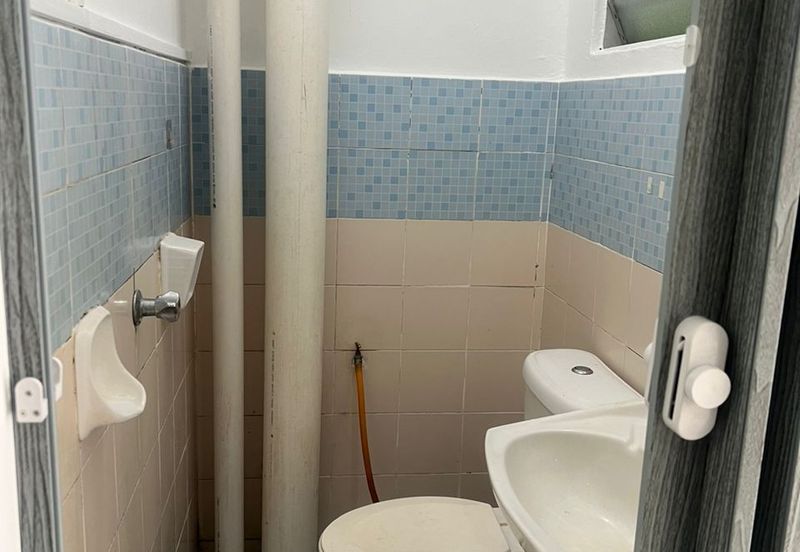 Residensi Bistaria, Ukay Bistari