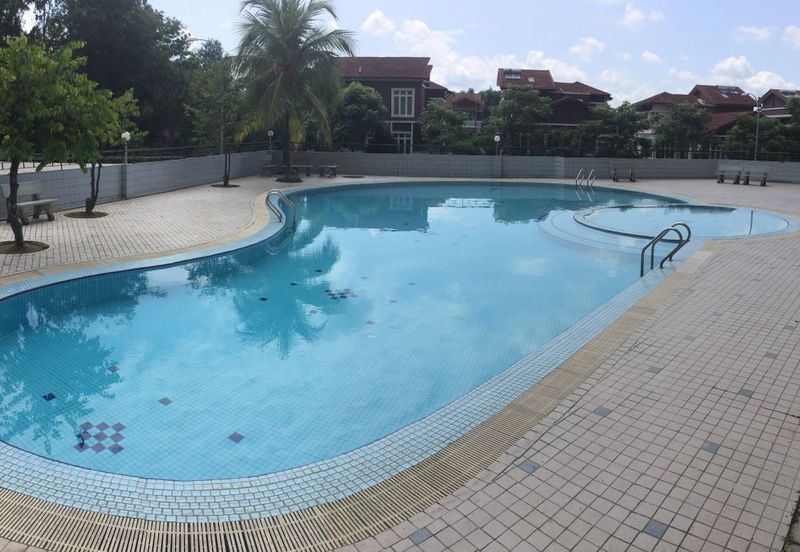 Kristal Heights Apartment