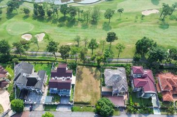 Bungalow land Saujana Impian Golf, Kajang