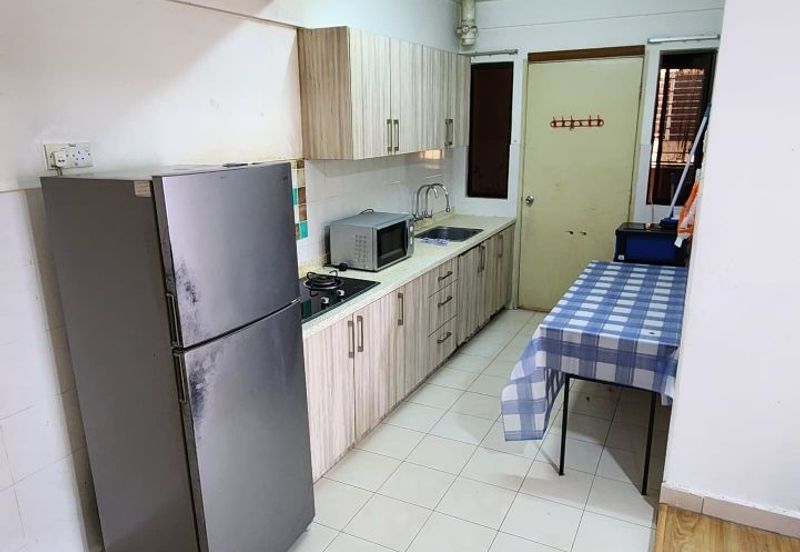 Putra Villa Kondominium