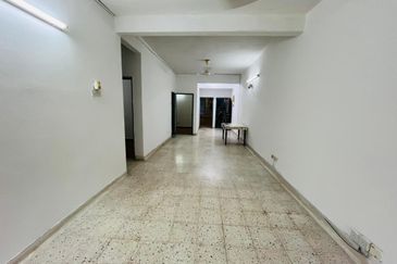 Putri Apartment