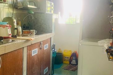 Pangsapuri Kenanga Sari