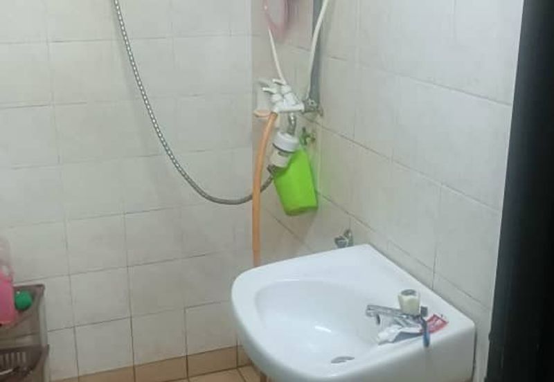 Pangsapuri Kenanga Sari