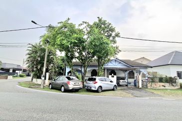 Kampung Batu Muda