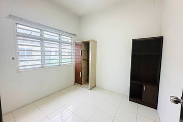 Seksyen 30, Shah Alam