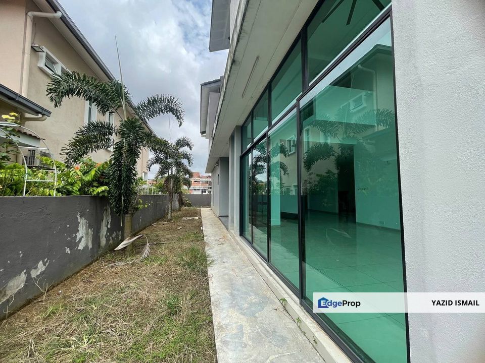  TAMAN UNIVERSITI BANGI
, 2.5 Storey Bungalow , Selangor, Kajang