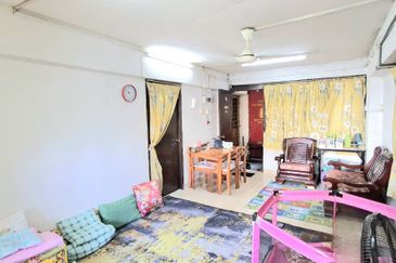 Sri Pangkor, Sentul , Flat