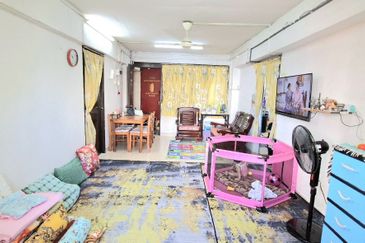 Sri Pangkor, Sentul , Flat