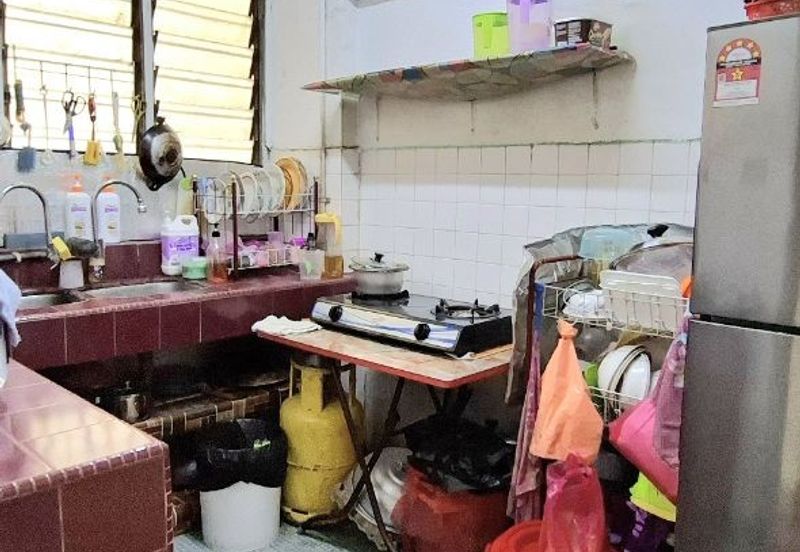 Sri Pangkor, Sentul , Flat