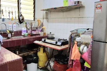 Sri Pangkor, Sentul , Flat