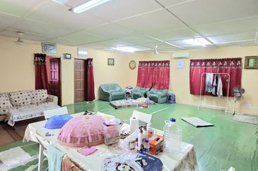 Kampung Melayu Subang Tambahan