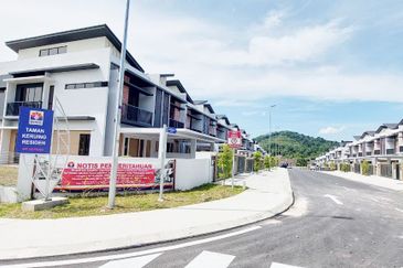 Keruing Residen (m3 Residence)