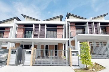 Keruing Residen (m3 Residence)