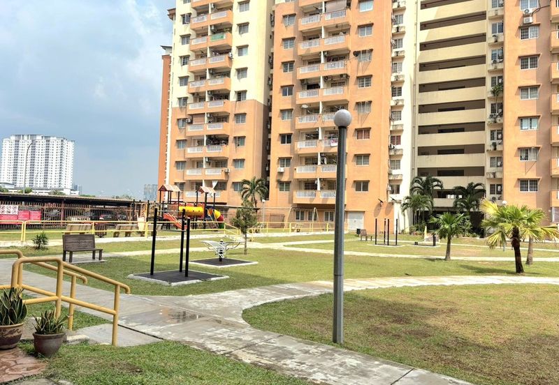 Sri Lavender Apartment