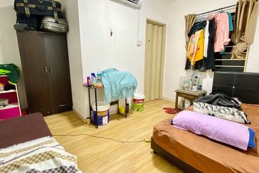 Putra Villa Kondominium