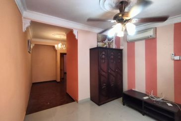 Jalan Semarak, Bukit Beruntung