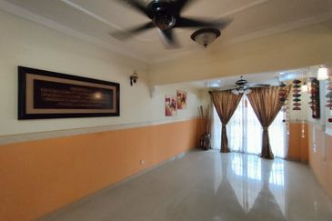 Jalan Semarak, Bukit Beruntung