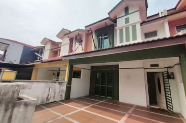 Kota Puteri, Batu Arang