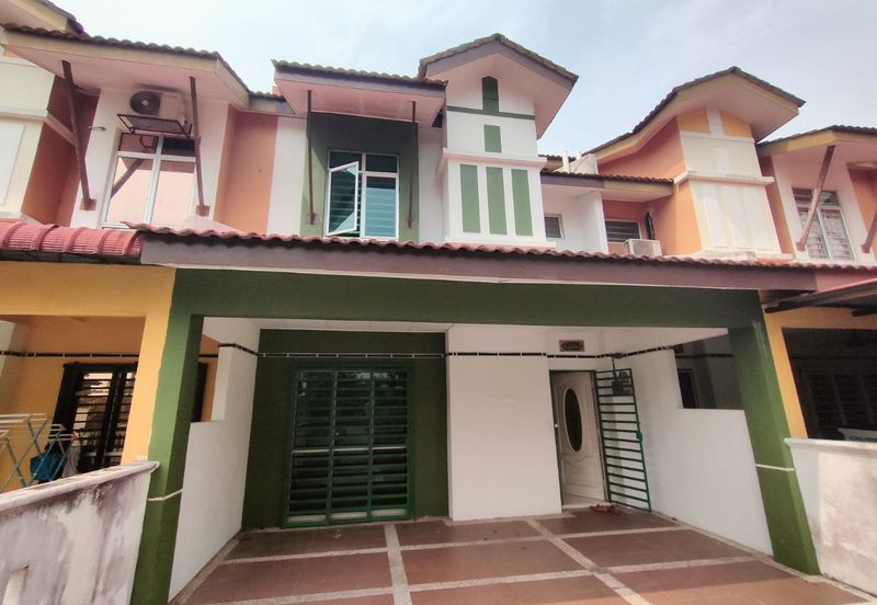 Kota Puteri, Batu Arang